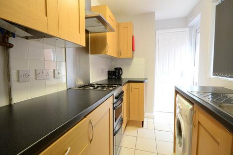 3 bedroom house share to rent, Bartlett Street, Wavertree, Liverpool