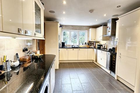 3 bedroom detached house for sale, Hazler Road, Church Stretton SY6