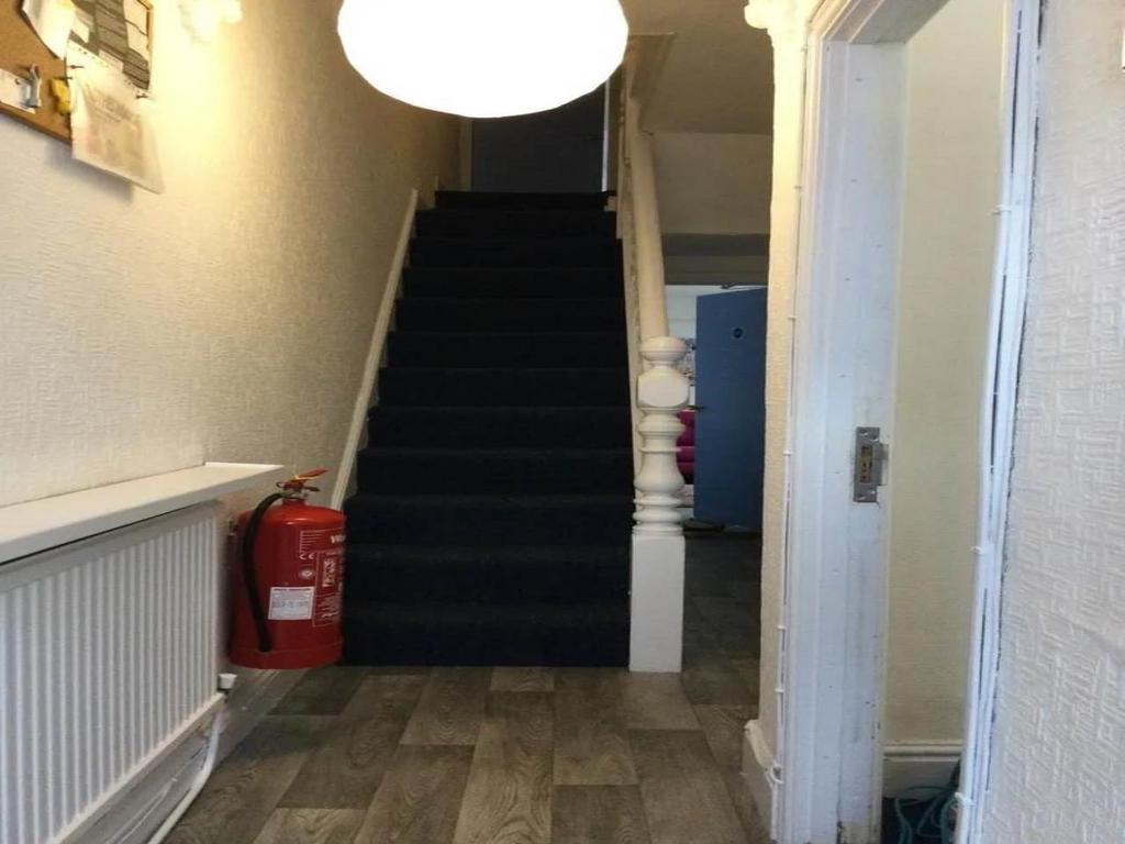 26a7a19a-0d0f-40e0-9