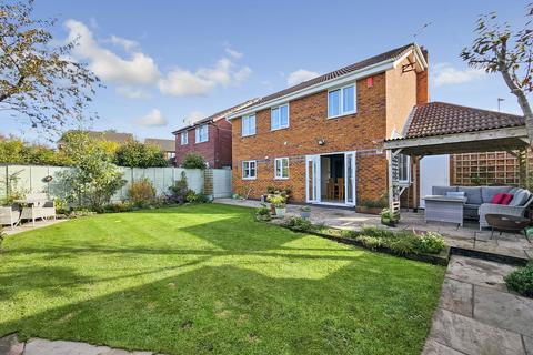 4 bedroom detached house for sale, Meadowgate Close, Sandbach CW11