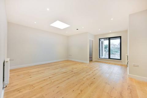 3 bedroom flat for sale, 361 Kingston Road, Wimbledon SW20