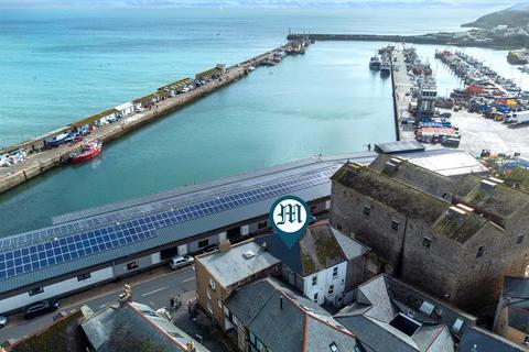 Property for sale, The Strand, Newlyn, TR18 5HW