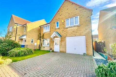 5 bedroom detached house for sale, Ashcourt Drive, Hornsea