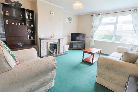 2 bedroom terraced bungalow for sale, Lloyds Avenue, Kessingland, Lowestoft