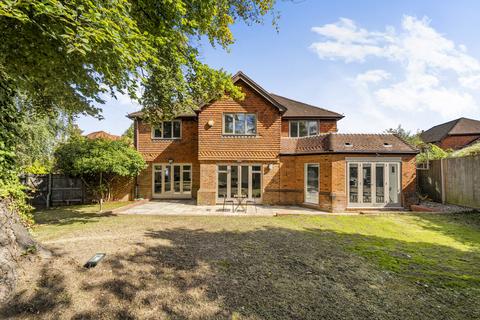 5 bedroom detached house for sale, The Denningtons, Surrey KT4