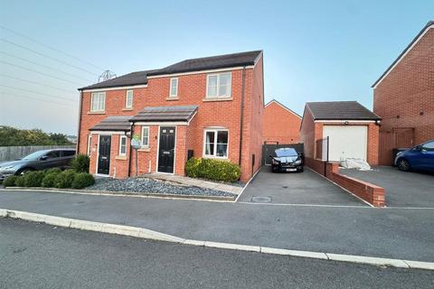 4 Aster Drive, Rugby, CV23 0HR