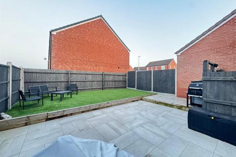 4 Aster Drive, Rugby, CV23 0HR