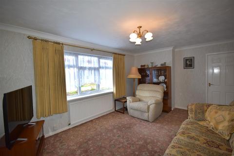 2 bedroom detached bungalow for sale, Ashdell, Goole