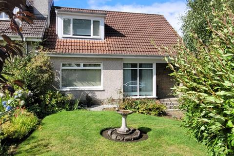 3 bedroom semi-detached house to rent, Dumyat Drive, Falkirk, FK1