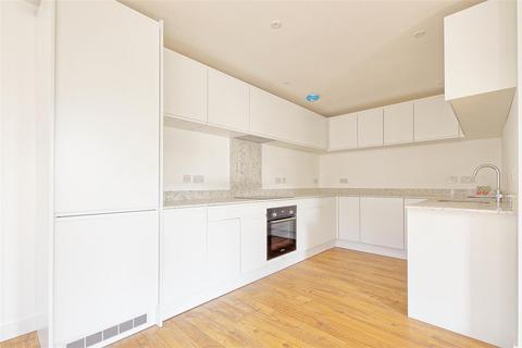 2 bedroom flat to rent, Main Street, Caldecote, Cambridge