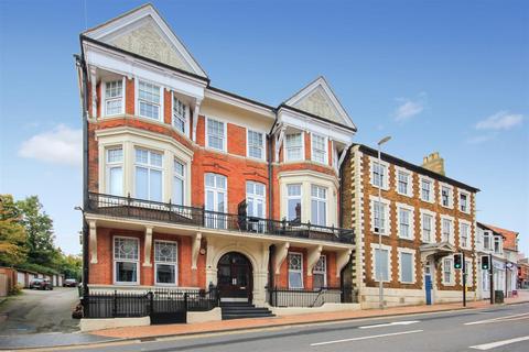 2 bedroom apartment for sale, High Street, Wellingborough NN8