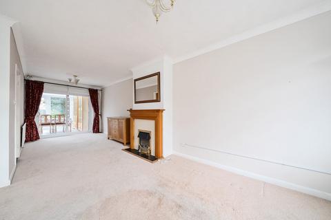 16 Chieveley Road, Bexleyheath, DA7 6AH