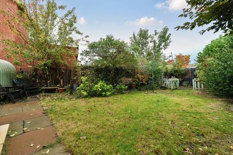 16 Chieveley Road, Bexleyheath, DA7 6AH
