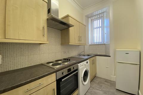 1 bedroom flat to rent, King Street, Perth