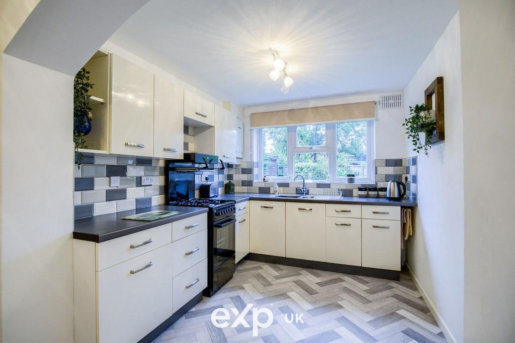 Christopher Road, Birmingham B29 3 bed semidetached house for sale £325,000