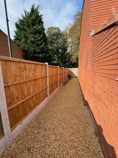 15 Badgers Way, Birmingham, B34 6EZ