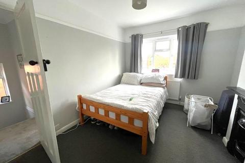 undefined, Whitemore Road, Guildford GU1