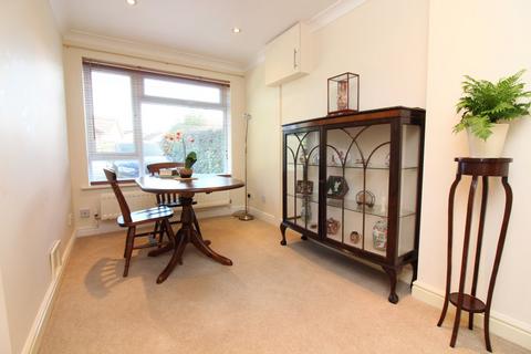 36 Astwick Road, Stotfold, Hitchin, SG5 4AU
