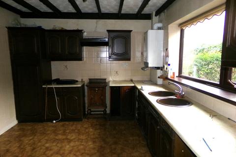 2 bedroom end of terrace house for sale, 12 Castle Square, Mumbles, Swansea Sa3 4bj