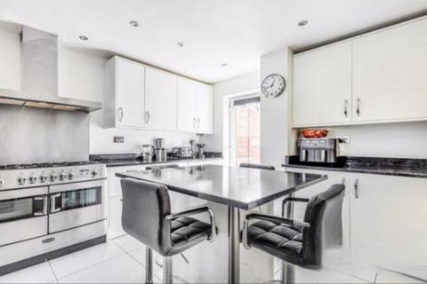 8 bedroom semi-detached house for sale, Thornton Heath CR7