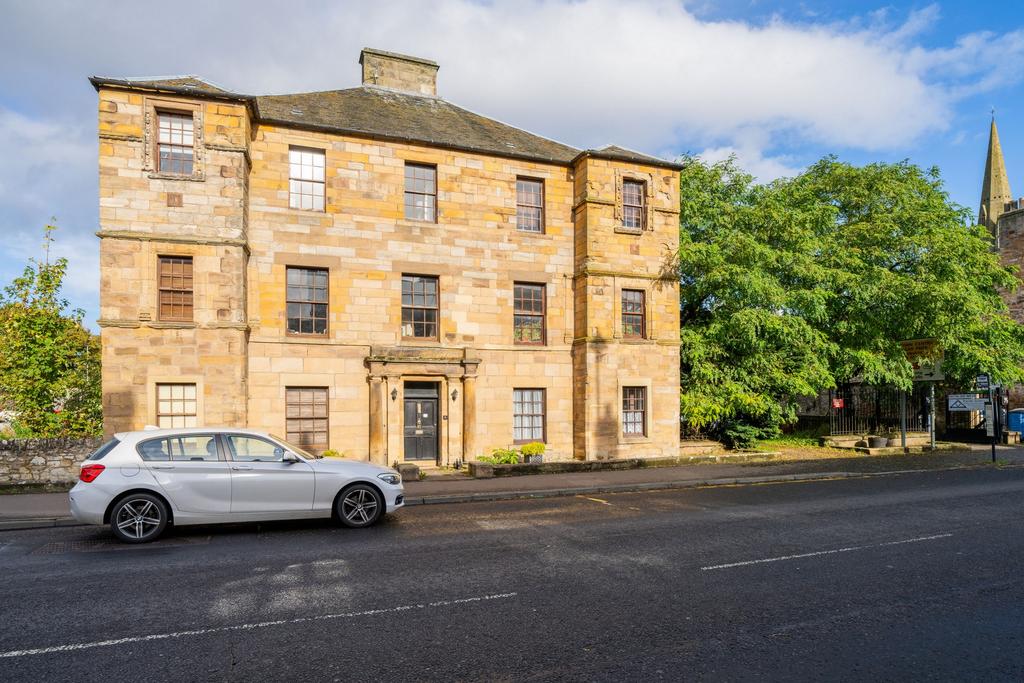 Bonnygate, Cupar, KY15 2 bed flat - £115,000
