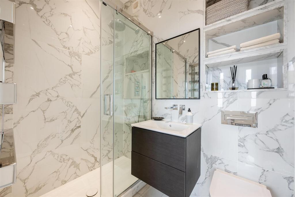 4, 8 Draycott Place Hi-20.jpg