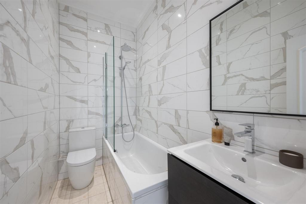 4, 8 Draycott Place Hi-23.jpg