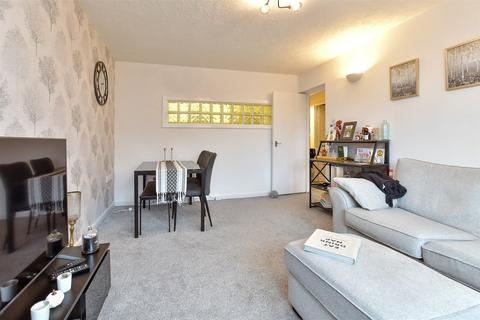 1 bedroom flat for sale, Dominion Road, Worthing, West Sussex