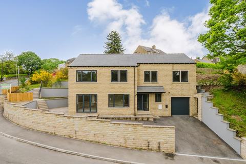 4 bedroom detached house for sale, Dearneside Road, Denby Dale, HD8