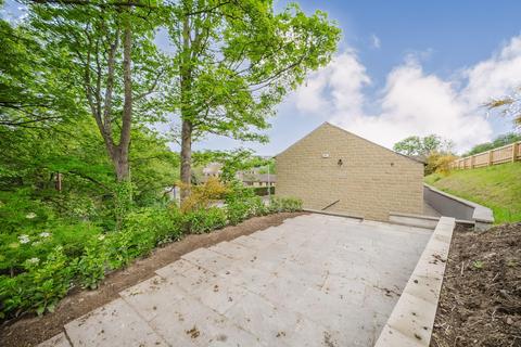 4 bedroom detached house for sale, Dearneside Road, Denby Dale, HD8