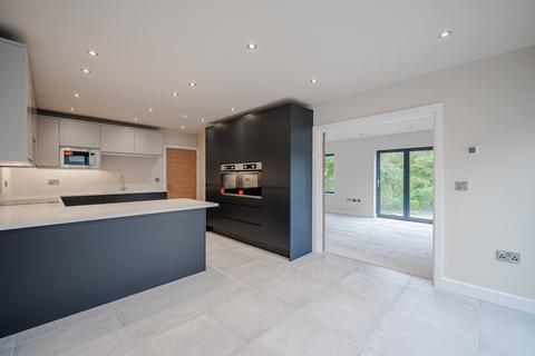 undefined, Dearneside Road, Denby Dale, HD8