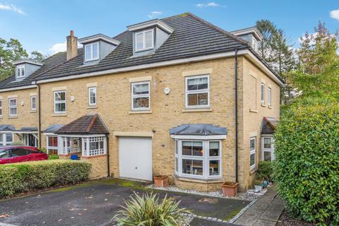 4 bedroom semi-detached house for sale, Cranwells Lane, Farnham Common SL2