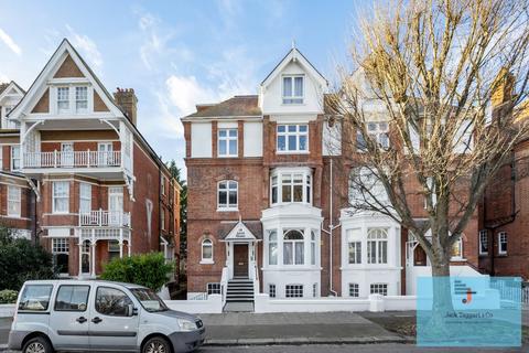 2 bedroom apartment for sale, Third Avenue, Hove, BN3