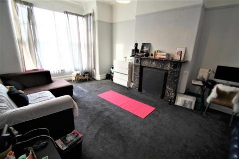 1 bedroom apartment to rent, Belle Vue Road, Hyde Park, Leeds, LS3 1HF