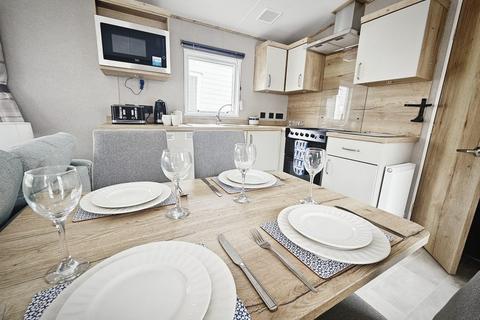 2 bedroom static caravan for sale, Polperro Holiday Park