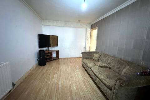 3 bedroom terraced house for sale, Hounslow, TW4