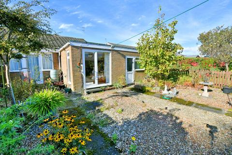 2 bedroom semi-detached bungalow for sale, Burnside Close, Whickham