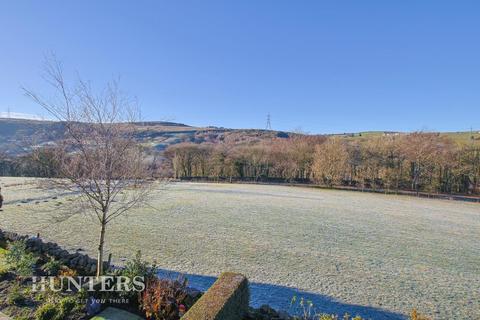 3 bedroom terraced house for sale, West View, Delph