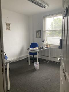 Office to rent, BER STREET