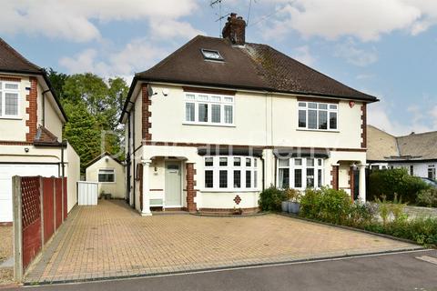 4 bedroom semi-detached house for sale, Elmroyd Avenue, Herts EN6