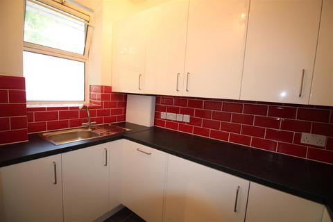 1 bedroom flat to rent, Grey House, London W12