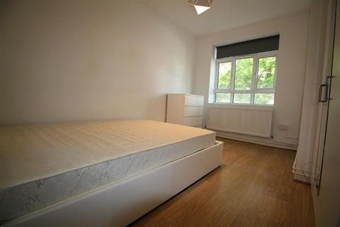 1 bedroom flat to rent, Grey House, London W12