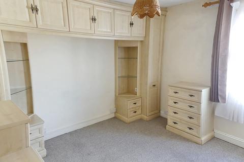 40 West Street, Crawley, RH11 8AW