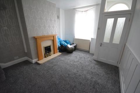 2 bedroom terraced house to rent, Waddington Street, Bishop Auckland, DL14 6HG