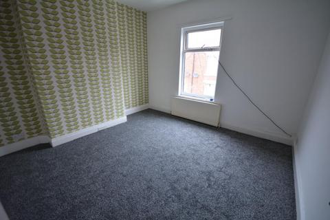 2 bedroom terraced house to rent, Waddington Street, Bishop Auckland, DL14 6HG