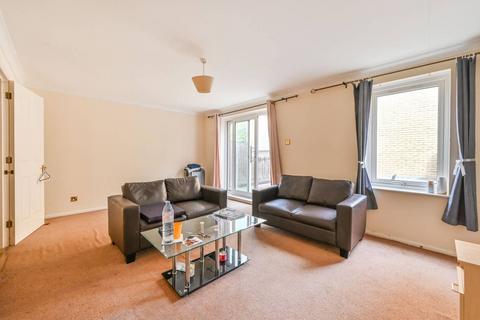 2 bedroom flat to rent, Conant Mews, Aldgate, London, E1