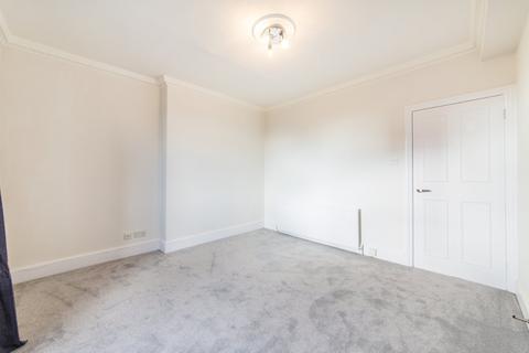 1 bedroom apartment to rent, Lyndhurst Road, London, NW3
