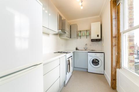 1 bedroom apartment to rent, Lyndhurst Road, London, NW3