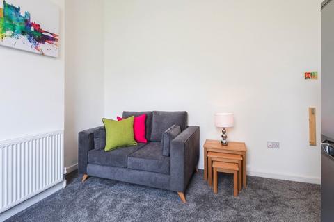 2 bedroom apartment to rent, Waterloo Crescent, Nottingham, Nottinghamshire, NG7