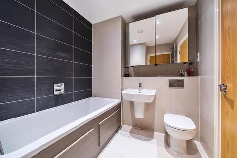 27 Wilkes Close, London, NW7 1FP